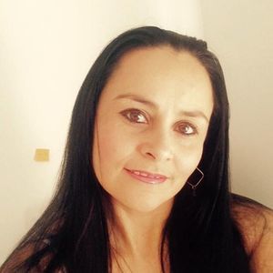 Meet your Posher, Ana solis